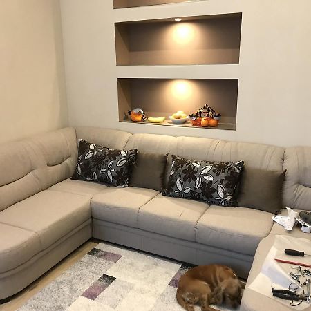 Gozsdu Glamour Apartment Budapest Bagian luar foto
