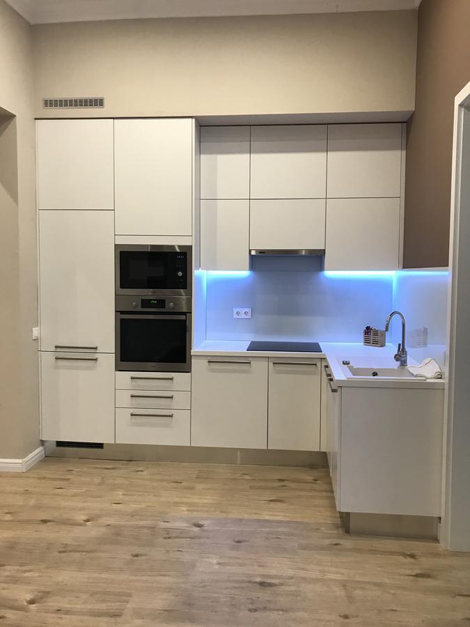 Gozsdu Glamour Apartment Budapest Bagian luar foto